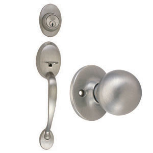 Coventry 2-Way Latch Entry Handle Set with Door Knob, Keyway & Handle, Satin Nickel