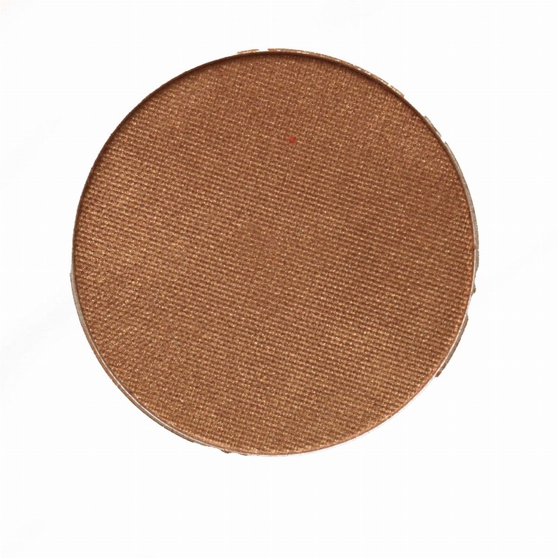 NEW! LOVELY POWDER ILLUMINATORS