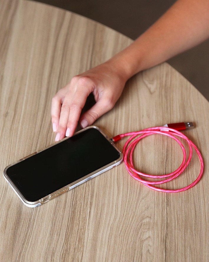 Light-up Magnetic 3-in-1 USB Charging
