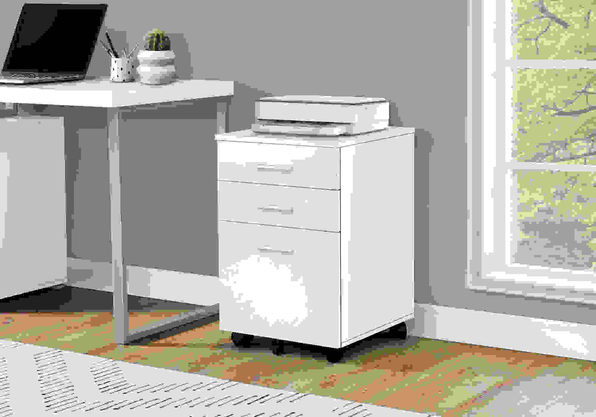 FILING CABINET - 3 DRAWER / WHITE ON CASTORS