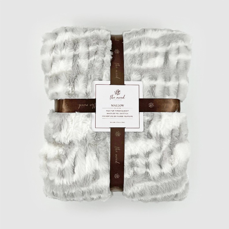 MALLOW FAUX FUR THROW