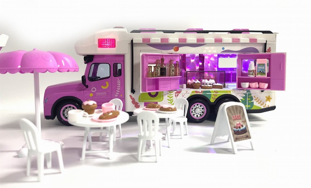 2.4G Pink Rv With Lights, Sound And Accessories