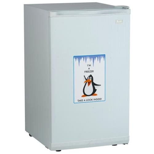 Avanti VF306 2.8 Cu Ft Upright Freezer Three Metal Shelves